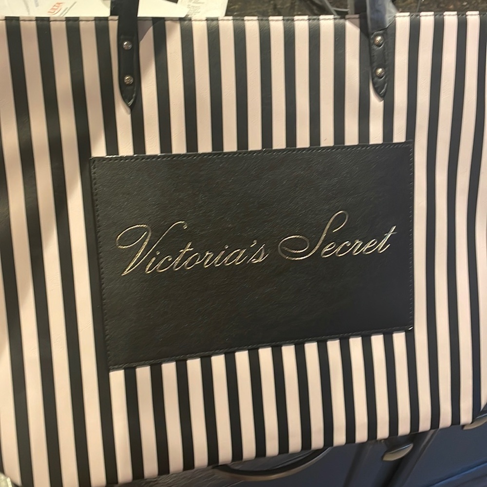 New Victorias Secret bag